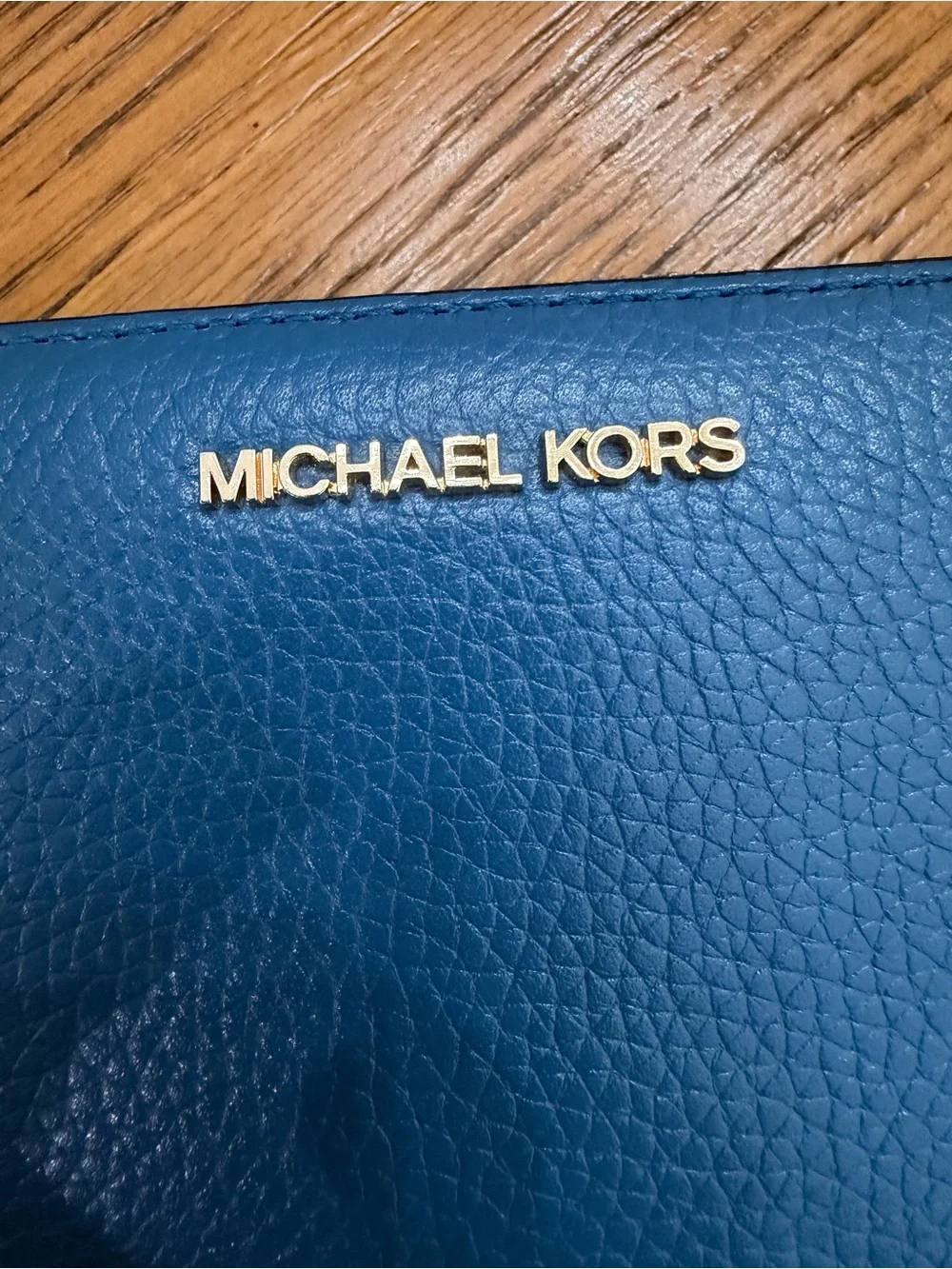 NWOT Michael Kors Blue Pebbled Leather Zip-Around Wristlet Wallet